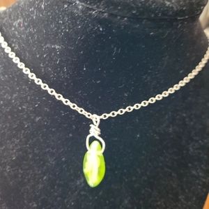 Love me Green necklance